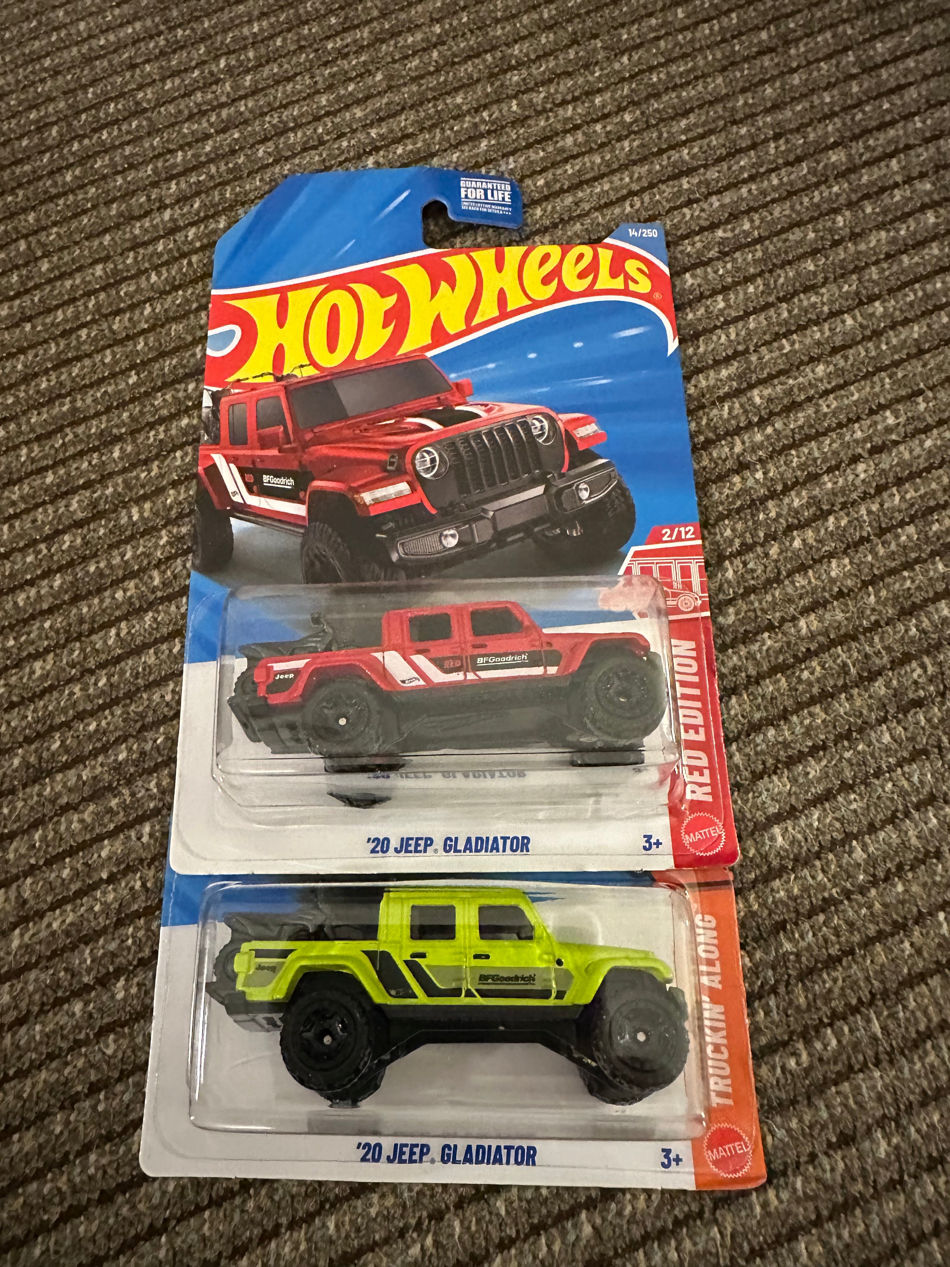 🚙🔥 Hot Wheels ’20 Jeep Gladiator Pair – Off-Road Duo