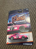 Hot Wheels Neon Speeders ’71 Porsche 911 – Pink Bilstein Livery (8/8)