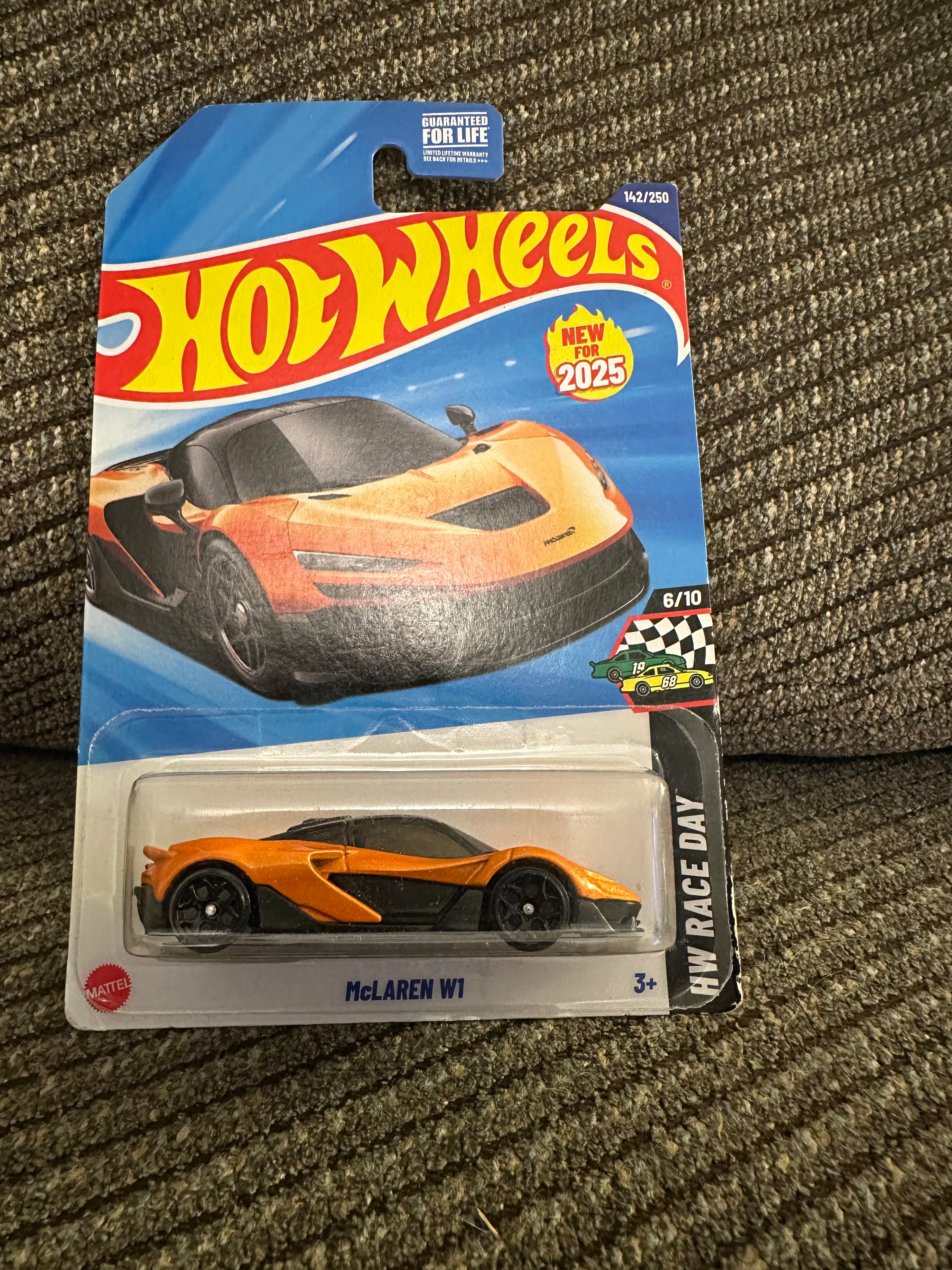 Hot Wheels McLaren W1 – Orange – New for 2025 – HW Race Day
