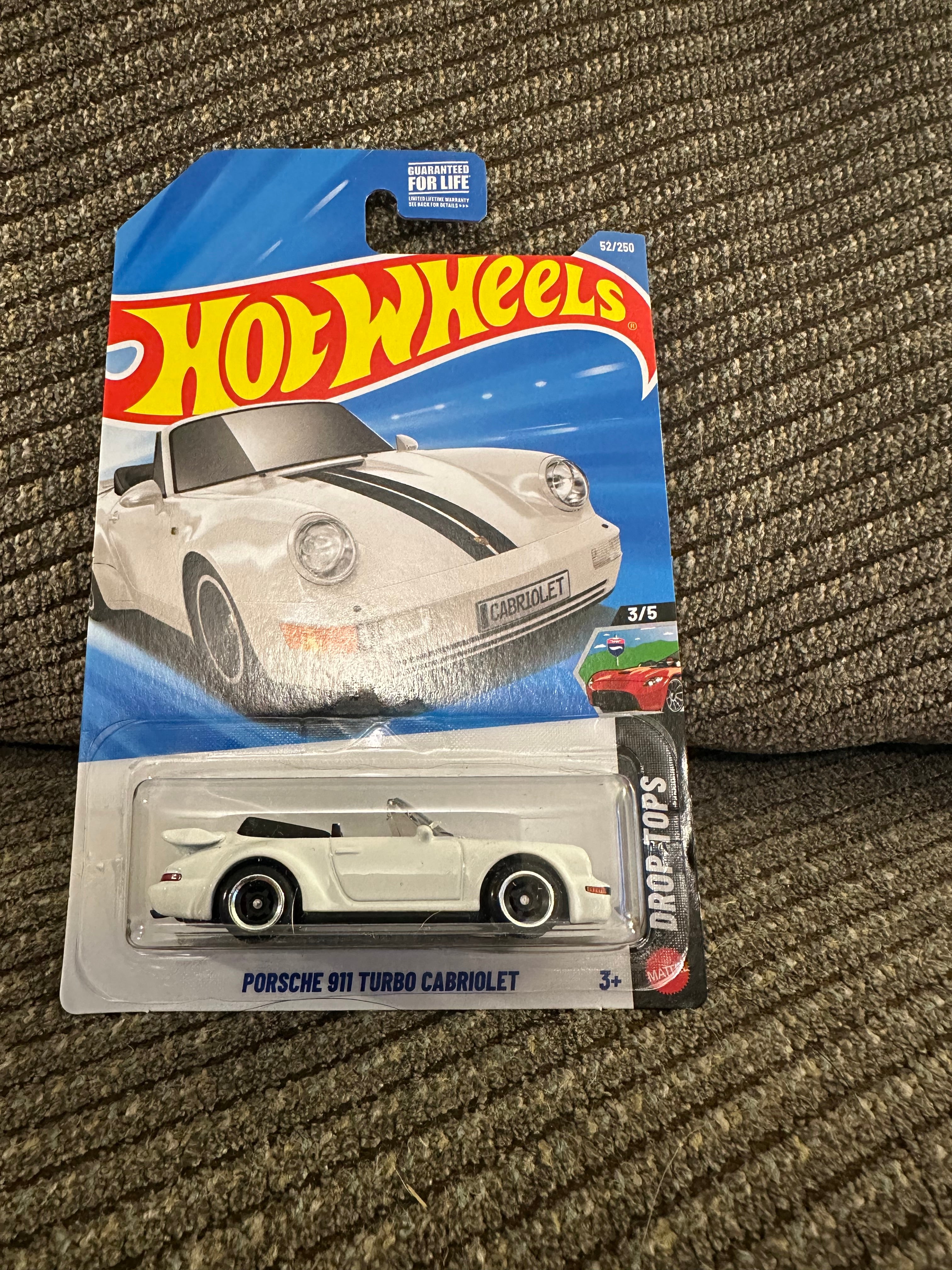 Hot Wheels Porsche 911 Turbo Cabriolet – White – Drop Tops Series