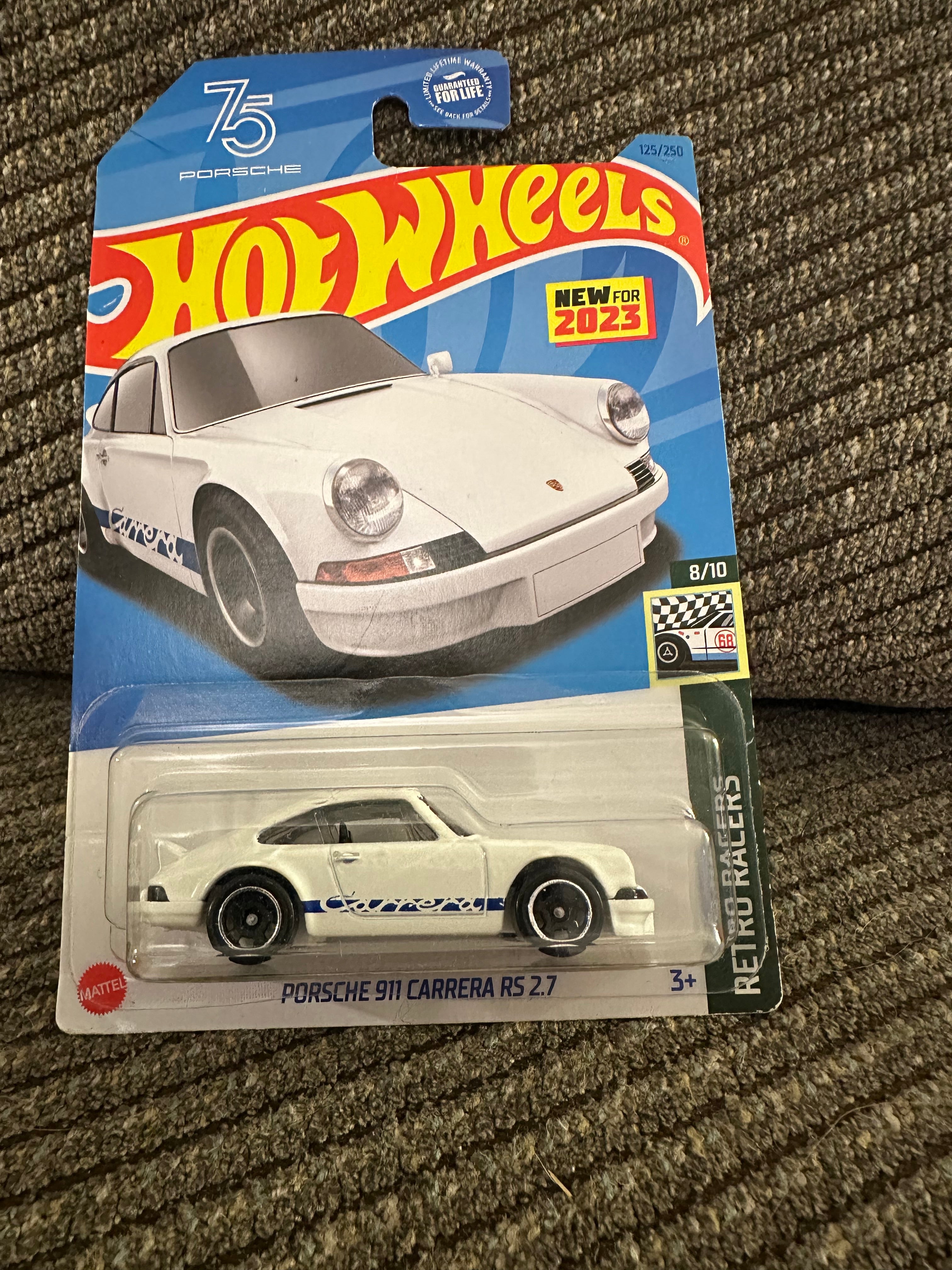 Hot Wheels Porsche 911 Carrera RS 2.7 – White – New for 2023