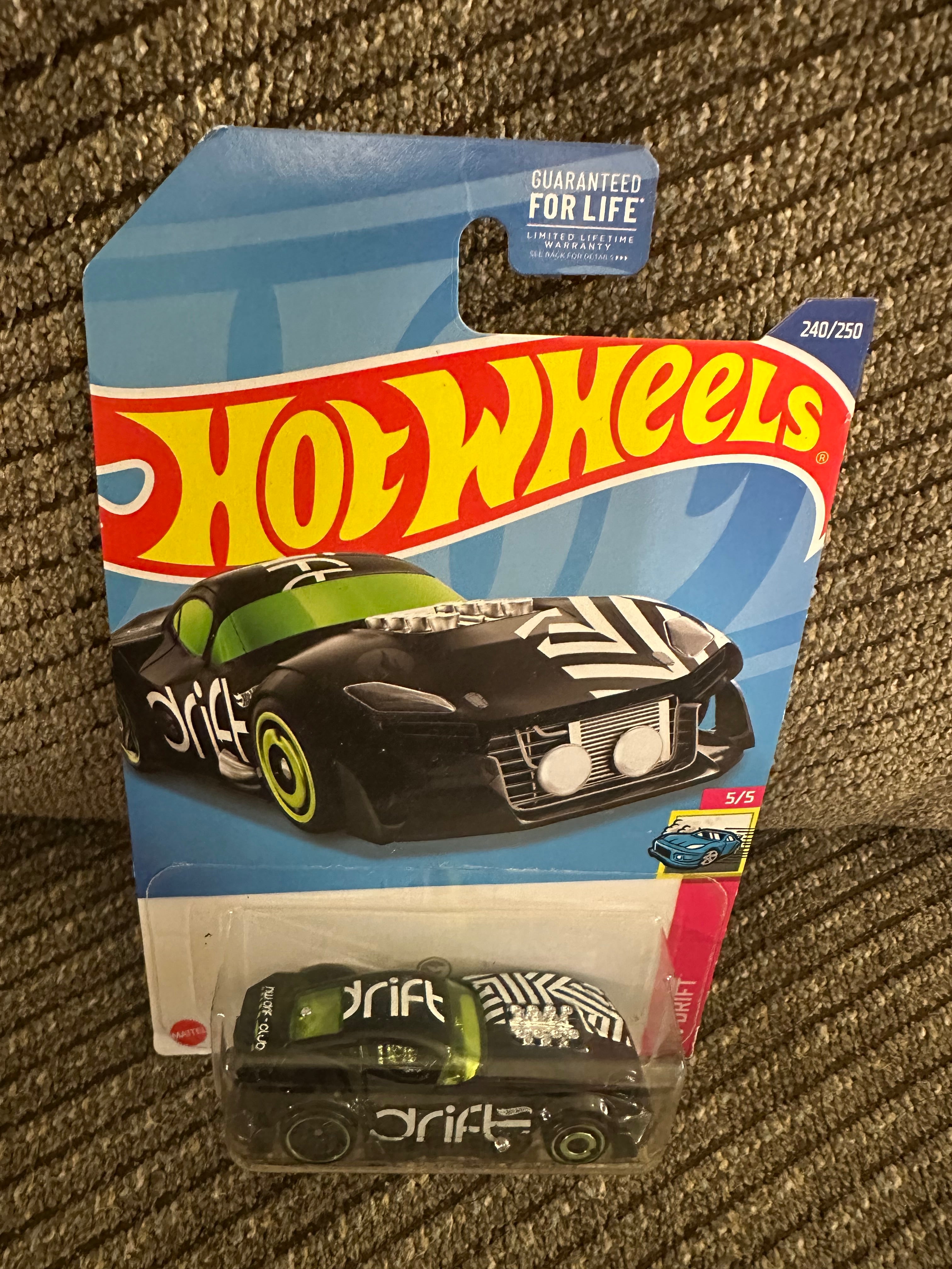⭐ Hot Wheels Treasure Hunt Drift Car – #240/250 (Factory Sealed)