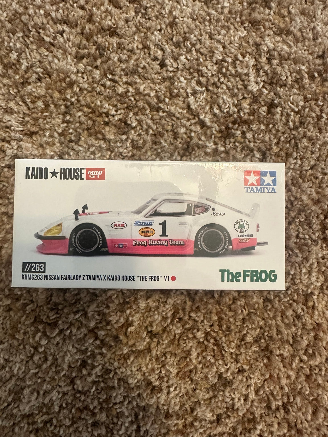 Original user photo of Kaido House x Tamiya Nissan Fairlady Z 'The Frog' V1 – KHMG263 – Opened